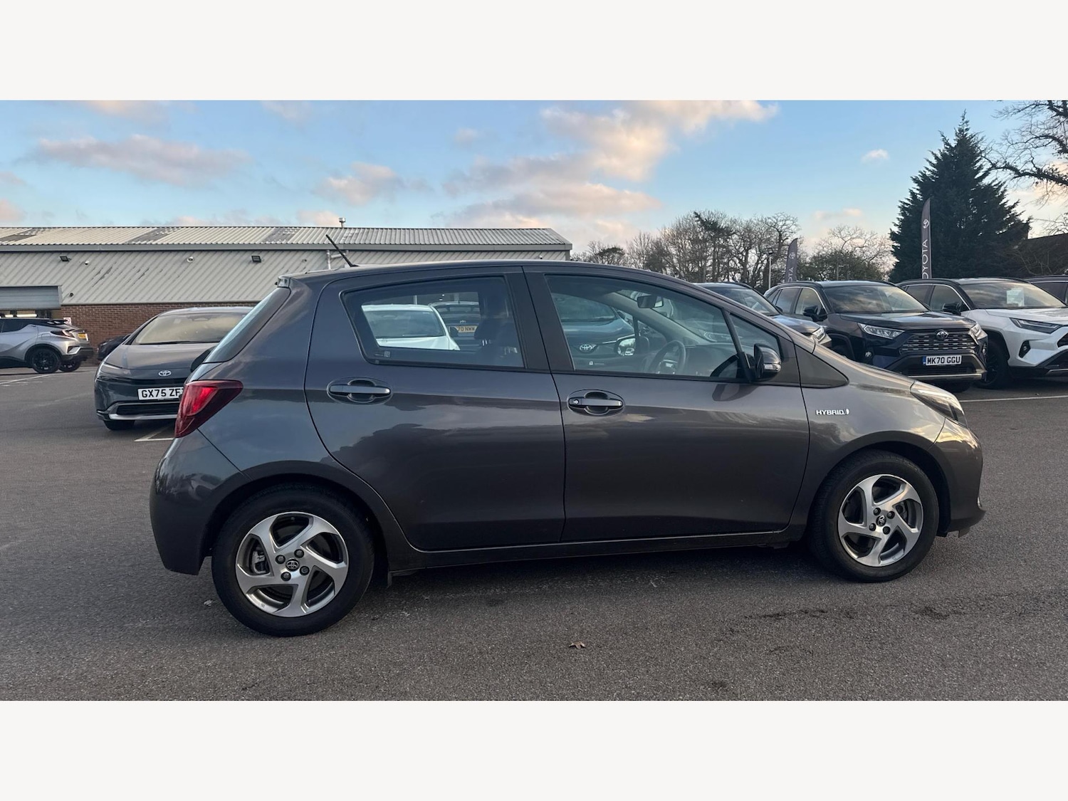 Used Toyota Yaris 2015 for sale - 77057634: Photo 18