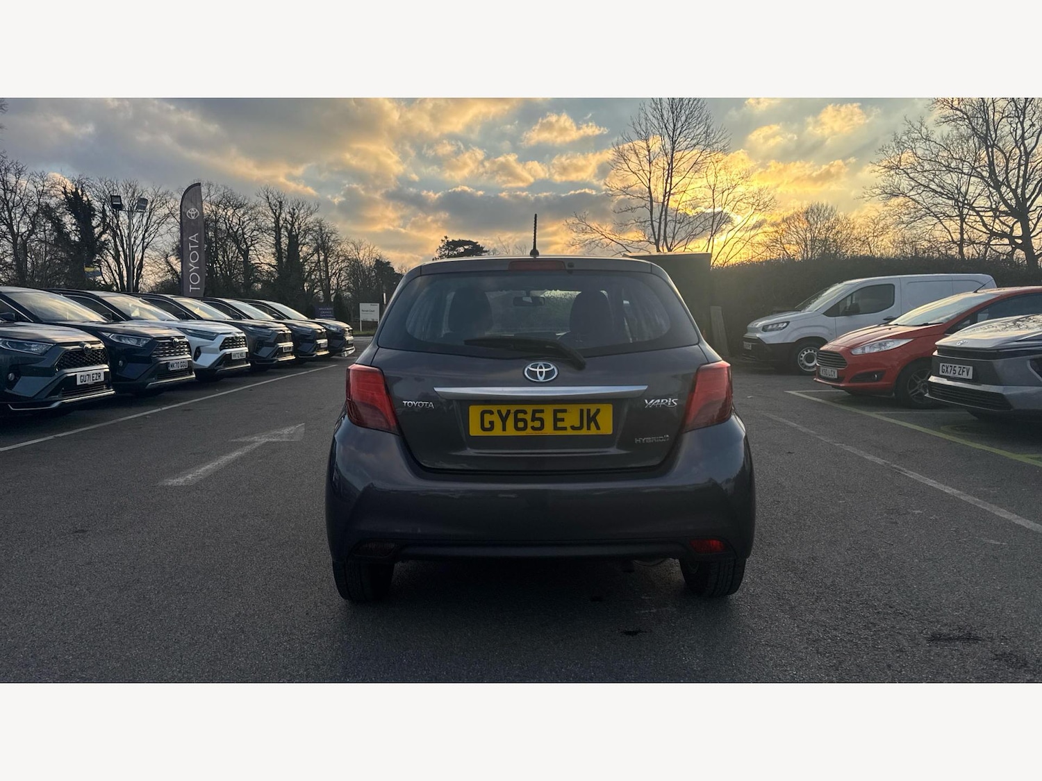 Used Toyota Yaris 2015 for sale - 77057634: Photo 21