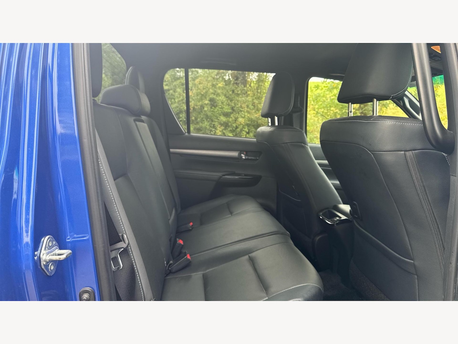 Used Toyota Hilux 2023 for sale - 77163665: Photo 14