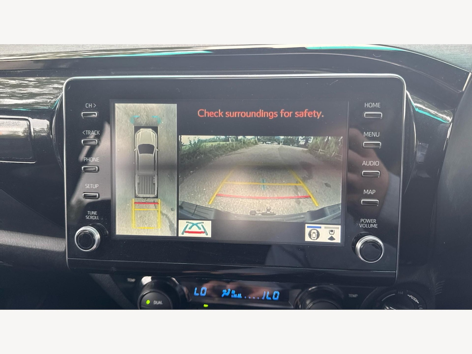 Used Toyota Hilux 2023 for sale - 77163665: Photo 25