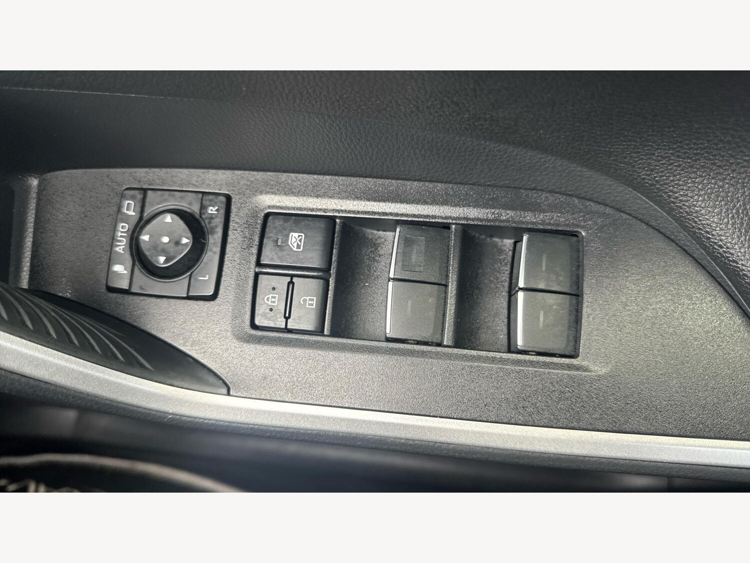 Vehicle 33