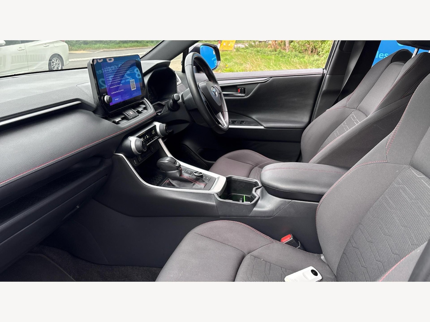 Used Toyota RAV4 2023 for sale - 76214103: Photo 12