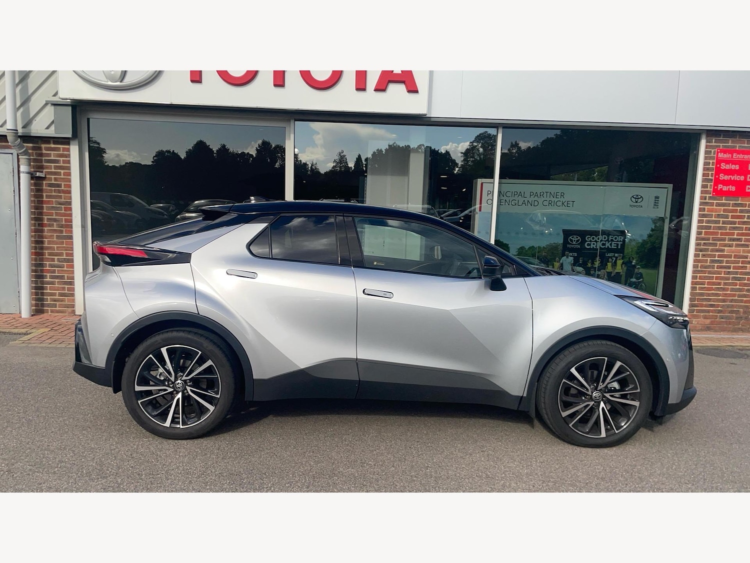 Used Toyota C-HR 2025 for sale - 77162829: Photo 18