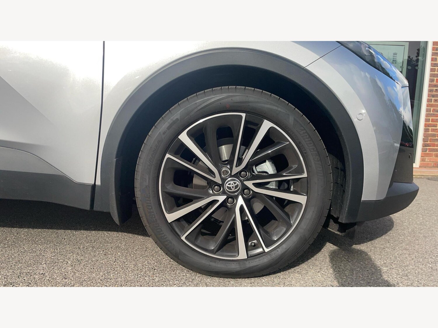 Used Toyota C-HR 2025 for sale - 77162829: Photo 20