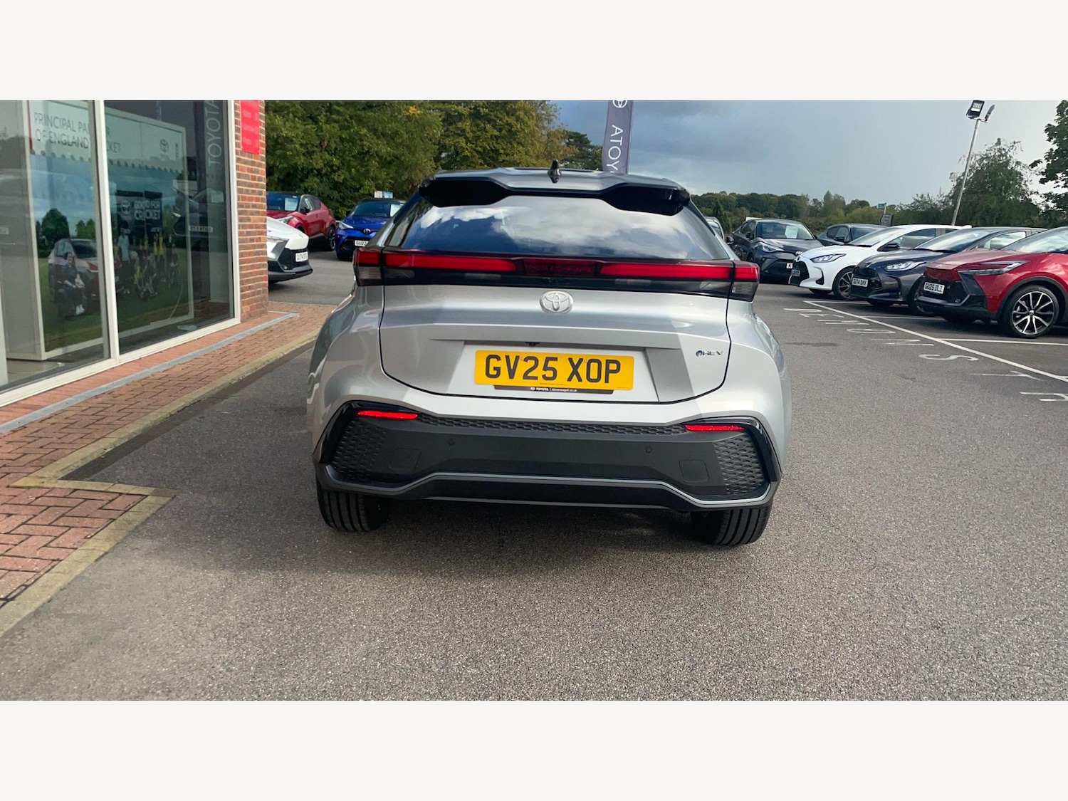 Used Toyota C-HR 2025 for sale - 77162829: Photo 21