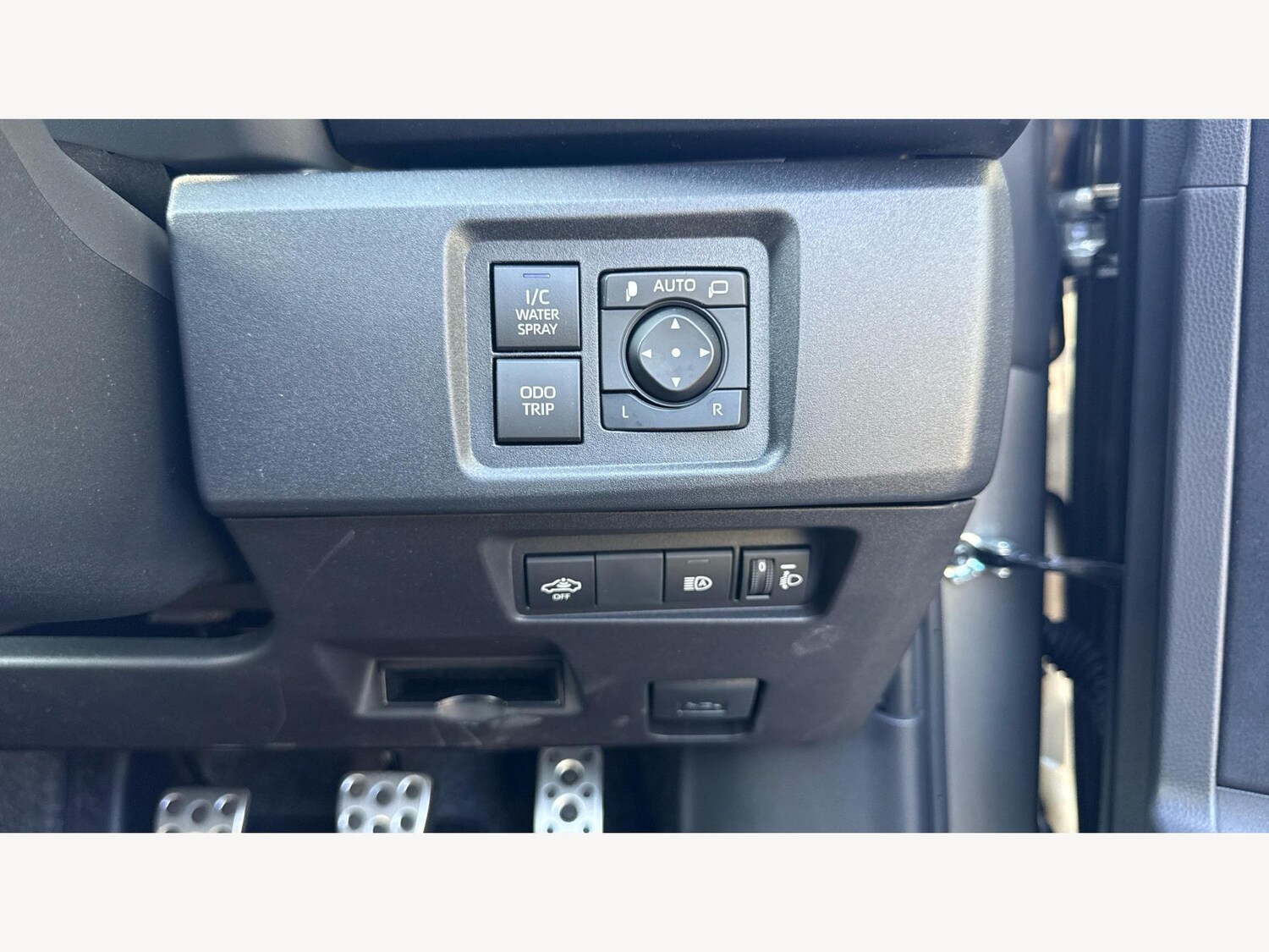 Vehicle 28