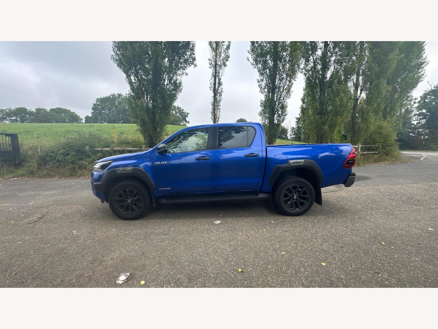 Used Toyota Hilux 2023 for sale - 77626322: Photo 19