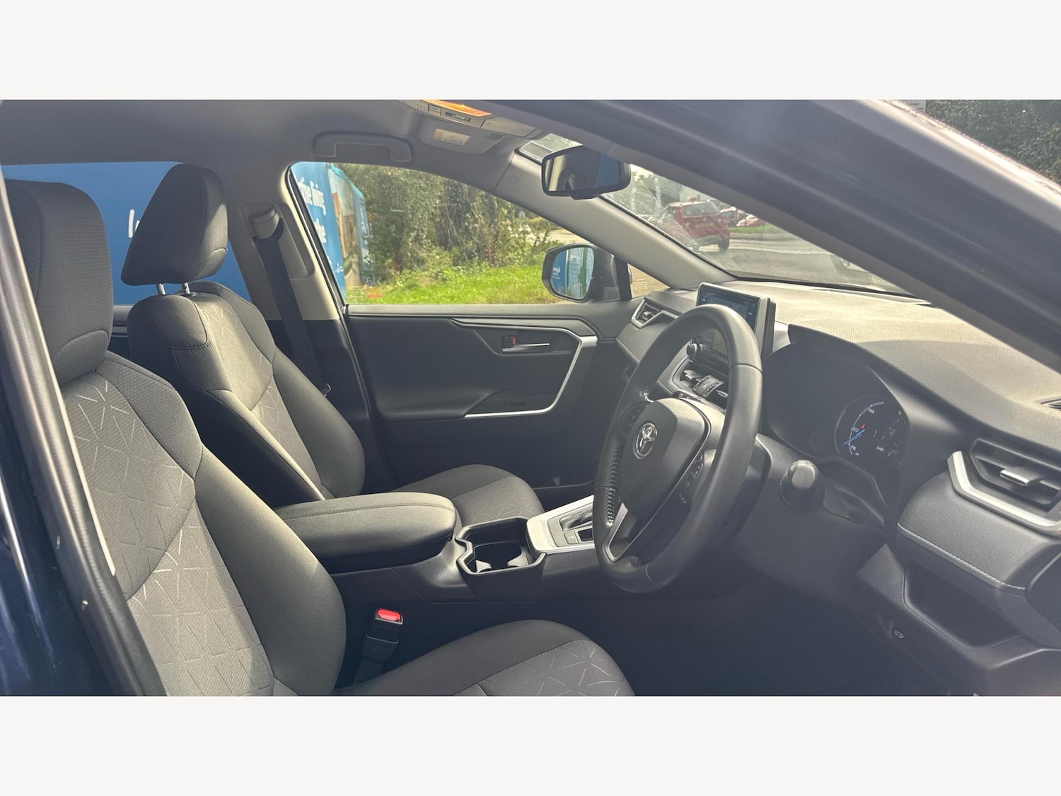 Used Toyota RAV4 2021 for sale - 76099426: Photo 13