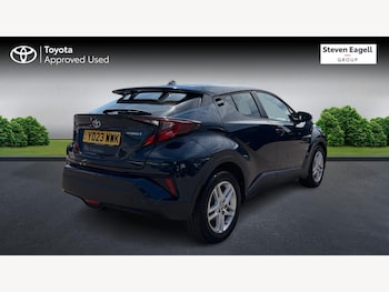 Used Toyota C-HR 2023 for sale - 79539931: Photo