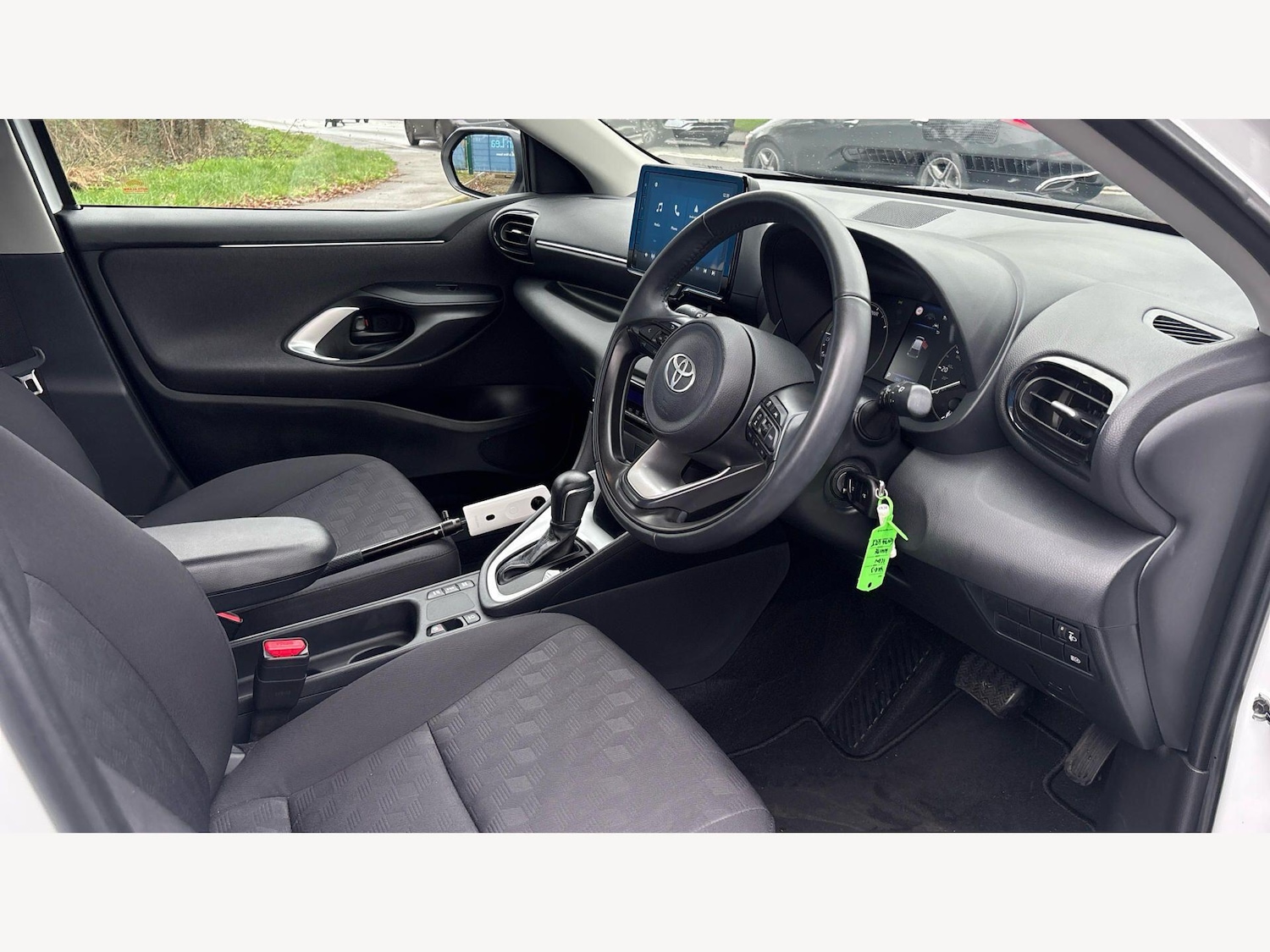 Used Toyota Yaris for sale - 77925145: Photo 13