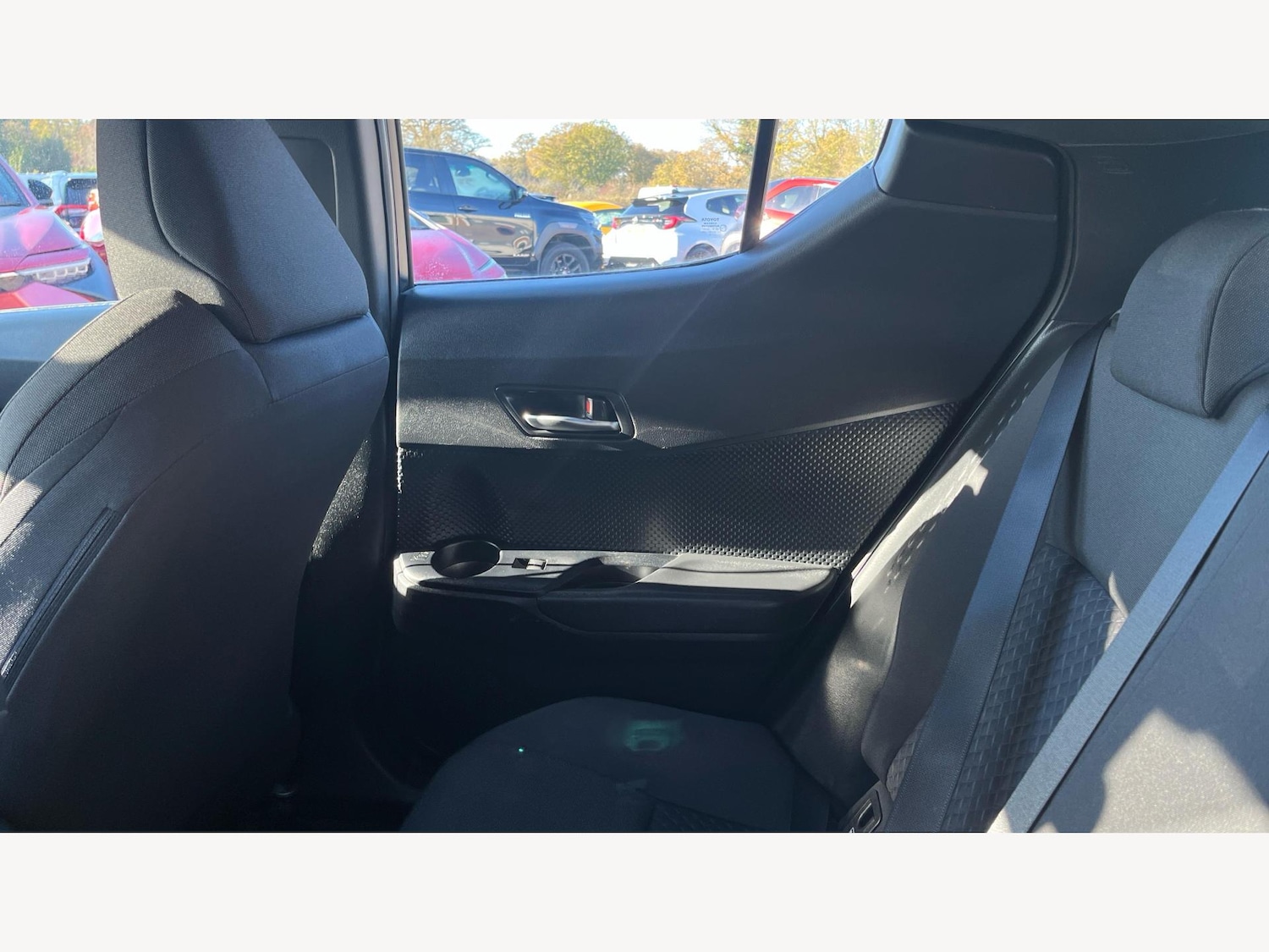 Used Toyota C-HR 2022 for sale - 76887464: Photo 15