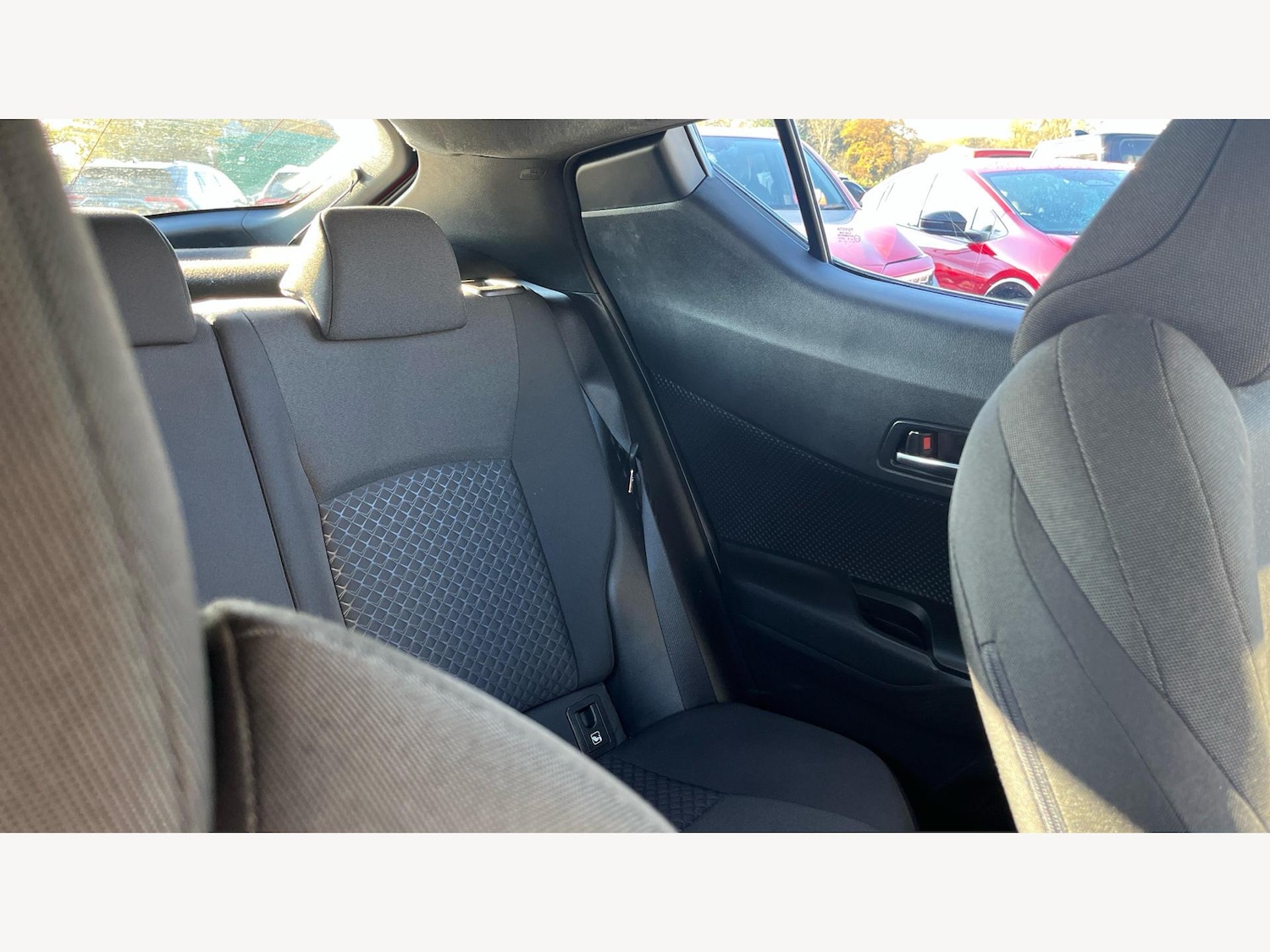 Used Toyota C-HR 2022 for sale - 76887464: Photo 24