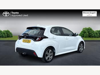 Used Toyota Yaris 2024 for sale - 79727249: Photo