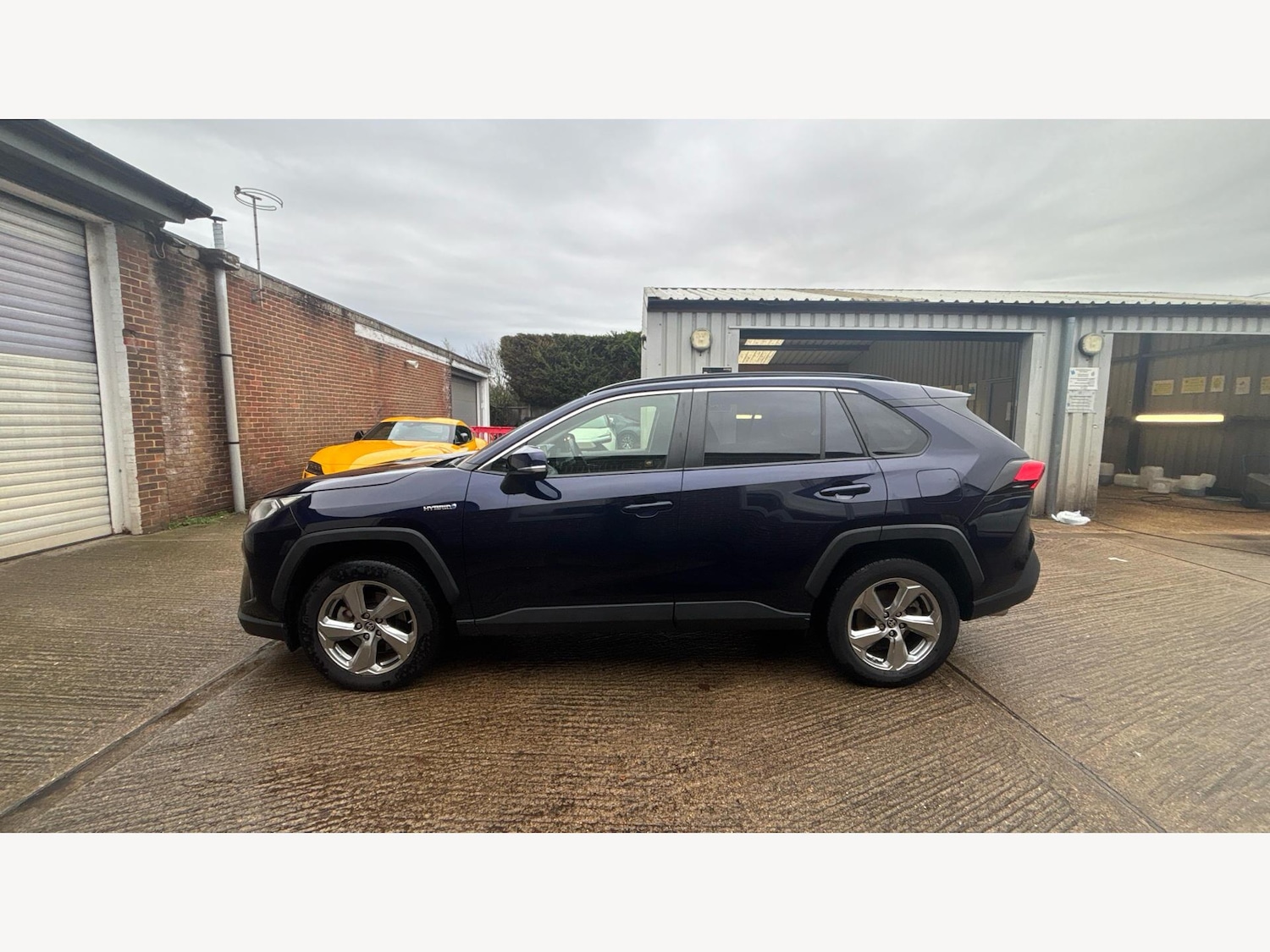 Used Toyota RAV4 2020 for sale - 76886398: Photo 19