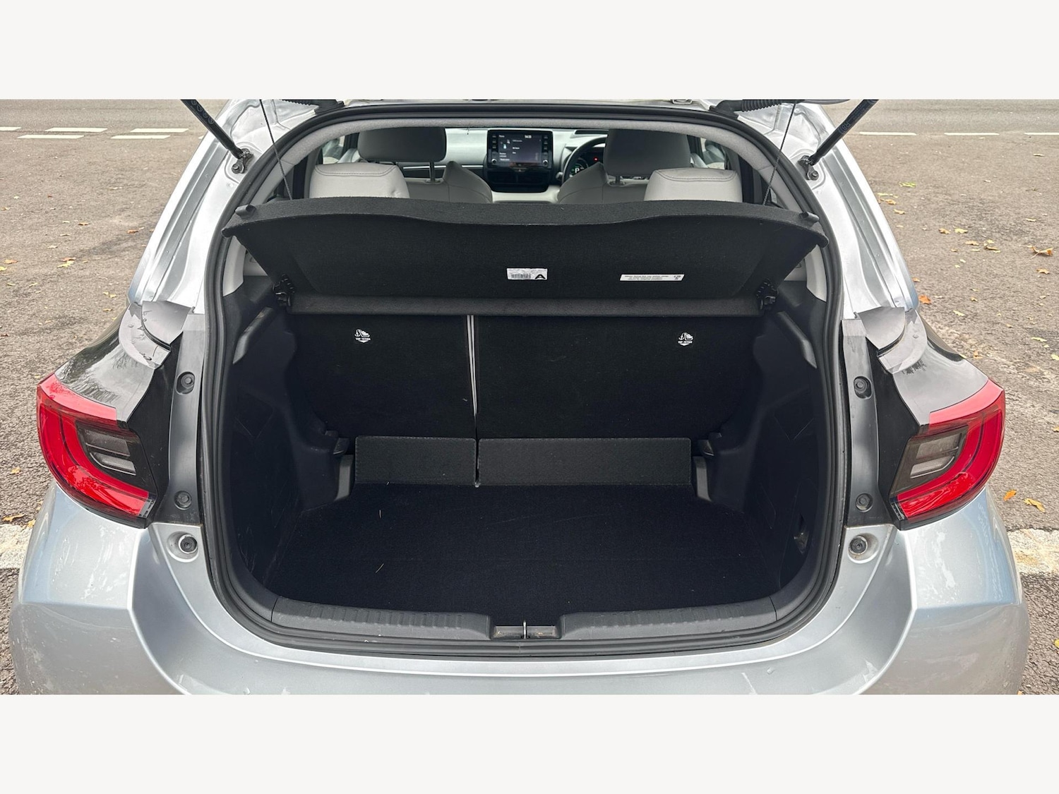 Used Toyota Yaris 2022 for sale - 77097362: Photo 16