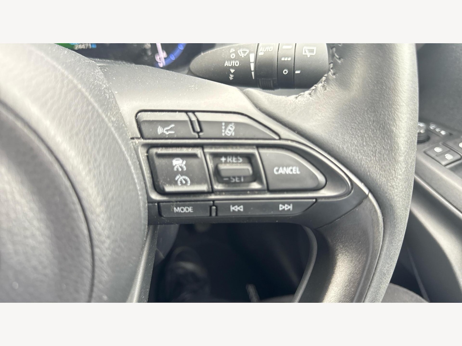 Used Toyota Yaris Cross 2023 for sale - 77082136: Photo 29