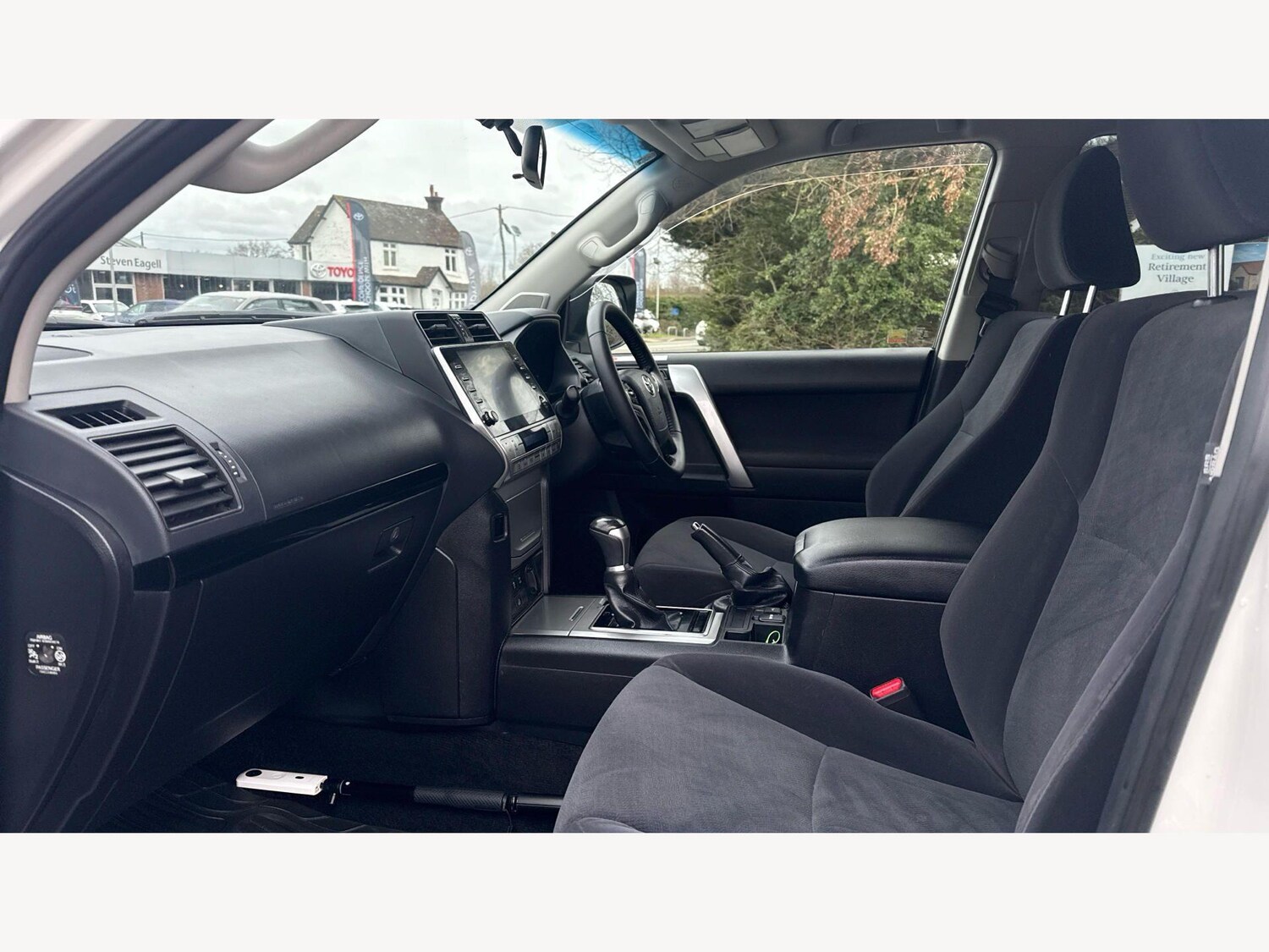 Used Toyota Land Cruiser for sale - 77793543: Photo 12