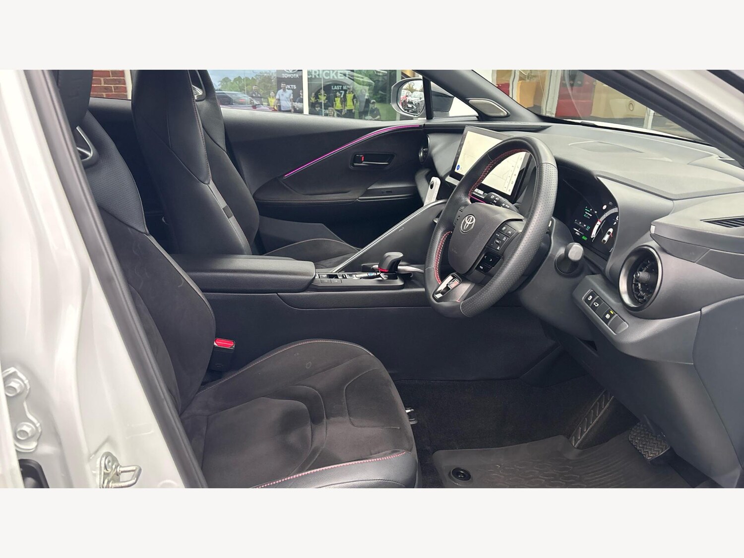 Used Toyota C-HR 2023 for sale - 77215948: Photo 13
