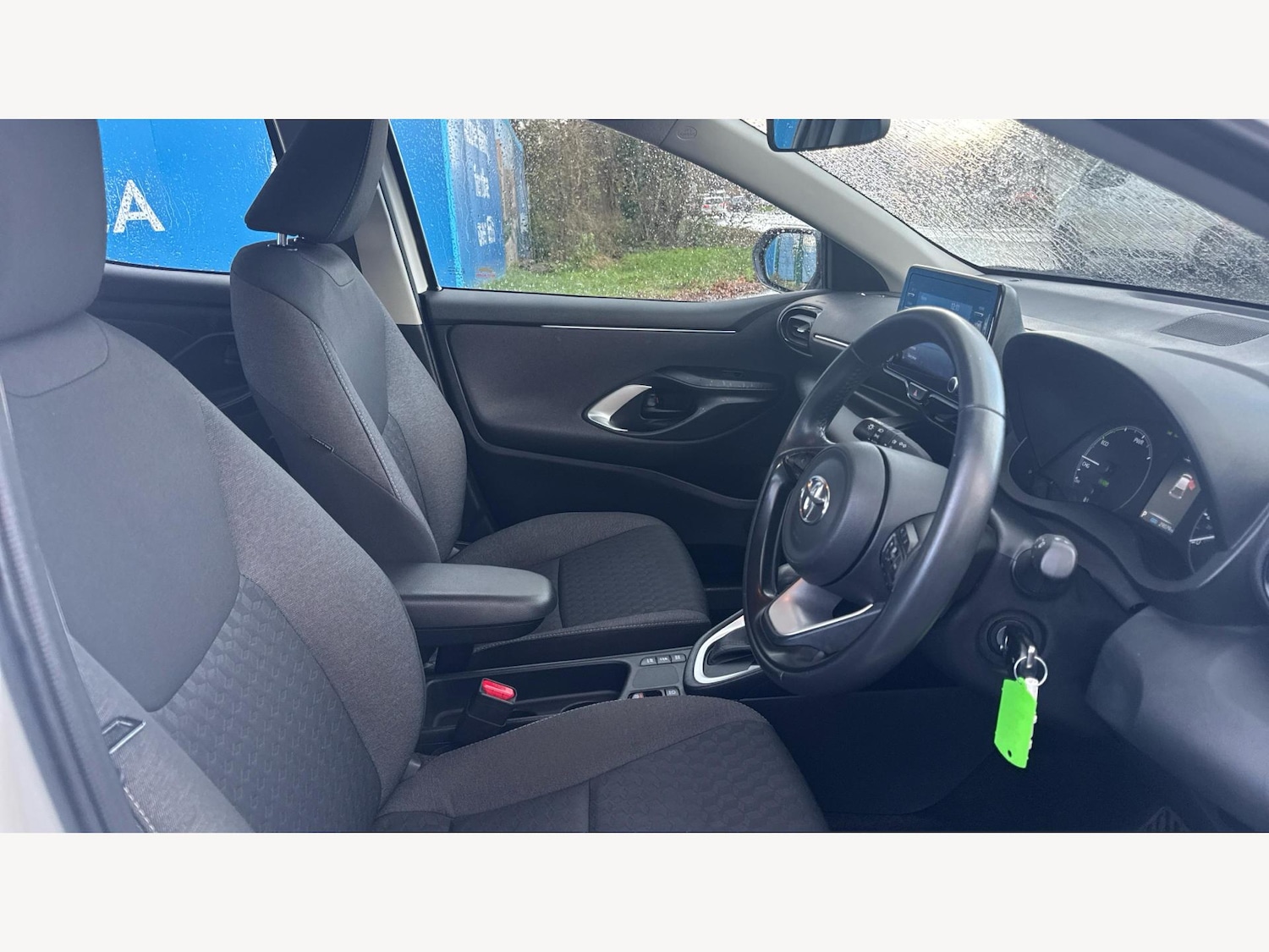 Used Toyota Yaris 2023 for sale - 76865915: Photo 13