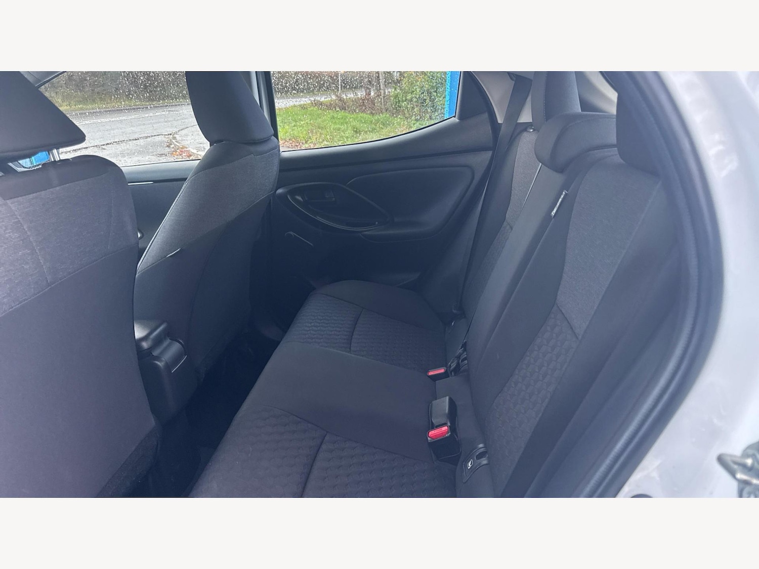 Used Toyota Yaris 2023 for sale - 76865915: Photo 15