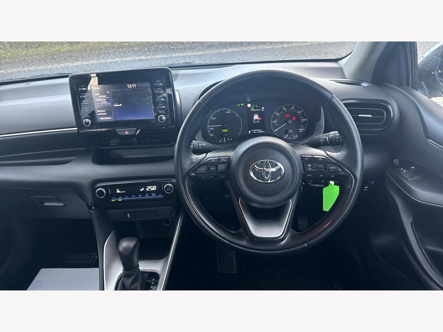 Used Toyota Yaris 2023 for sale - 76865915: Photo 8