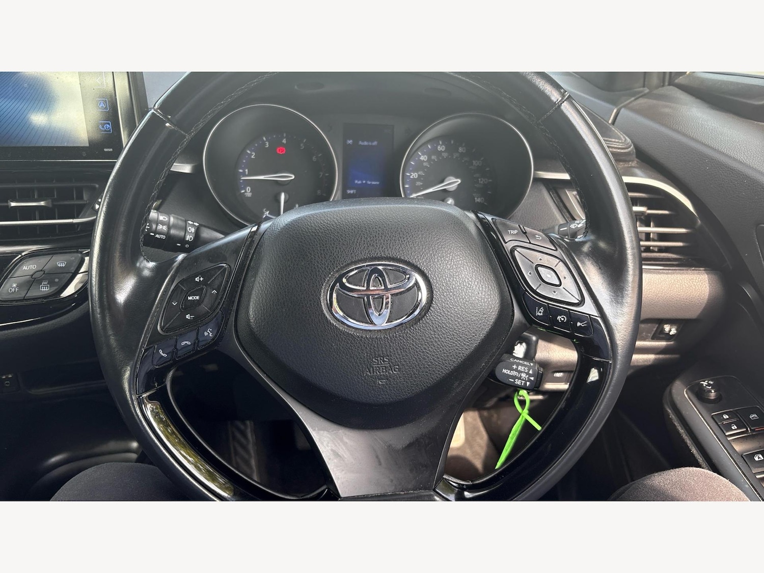 Used Toyota C-HR 2018 for sale - 75991117: Photo 10