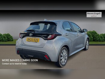 Used Toyota Yaris 2022 for sale - 77267670: Photo