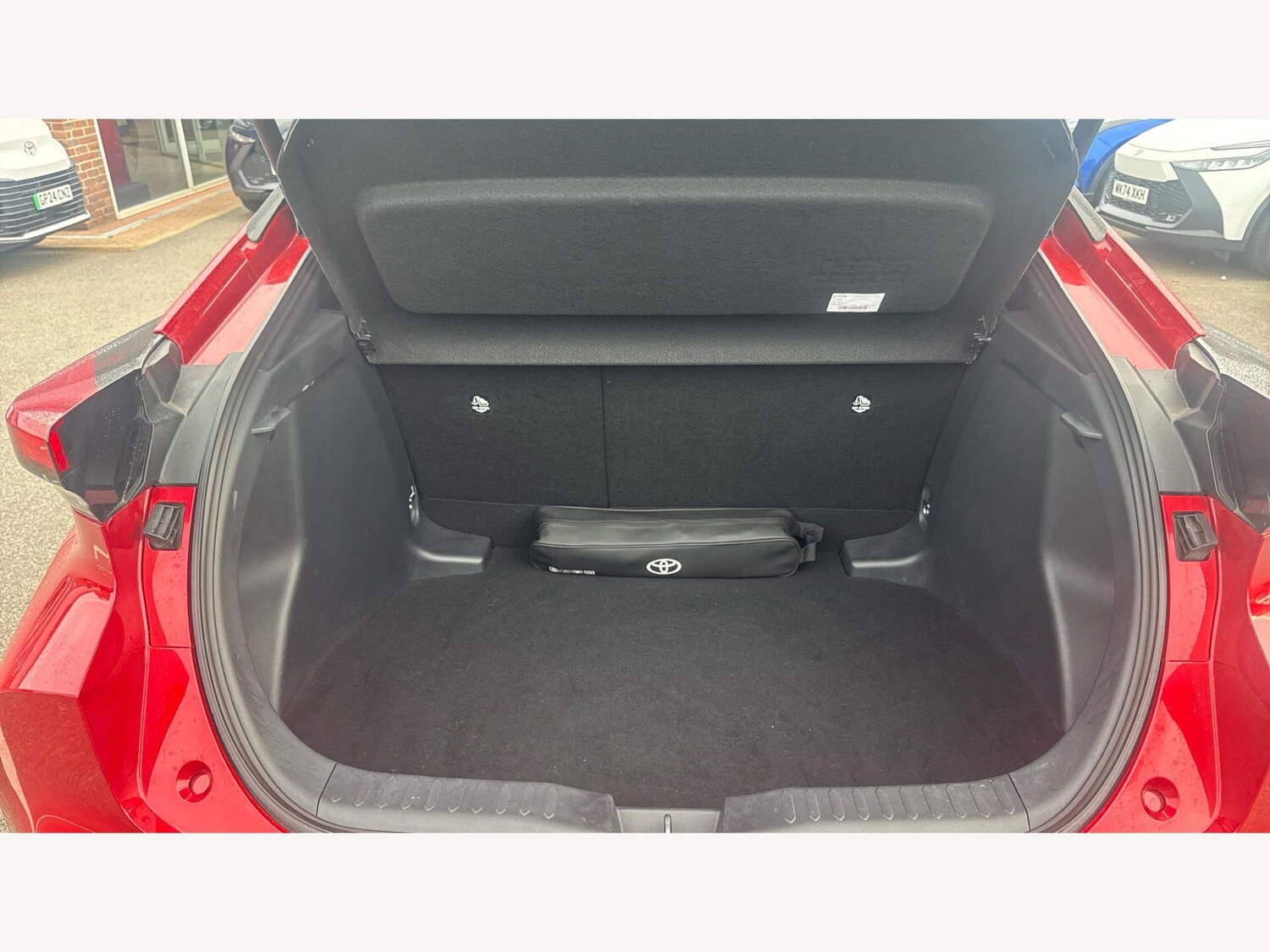 Used Toyota C-HR 2025 for sale - 77909183: Photo 16