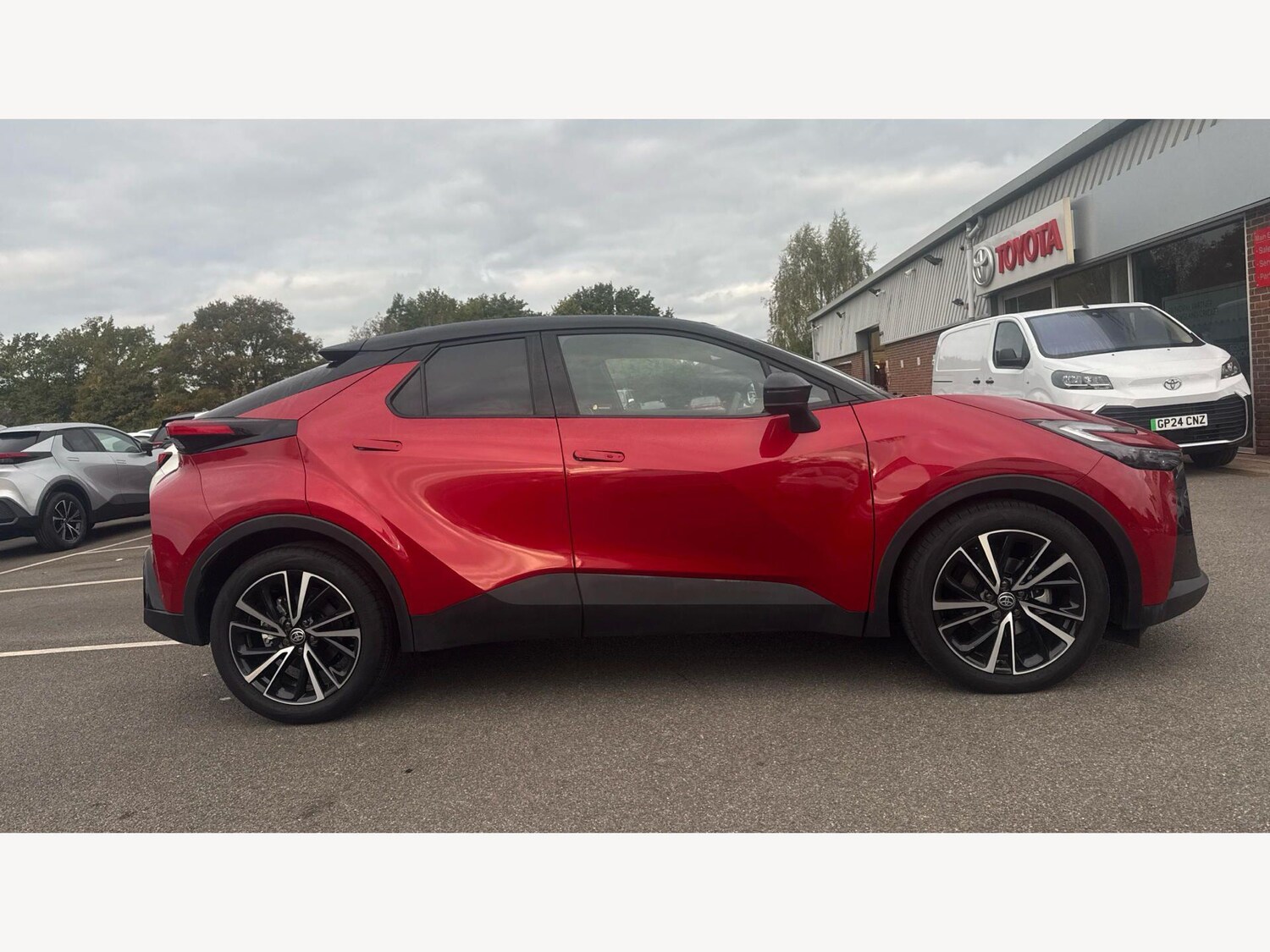 Used Toyota C-HR 2025 for sale - 77909183: Photo 18