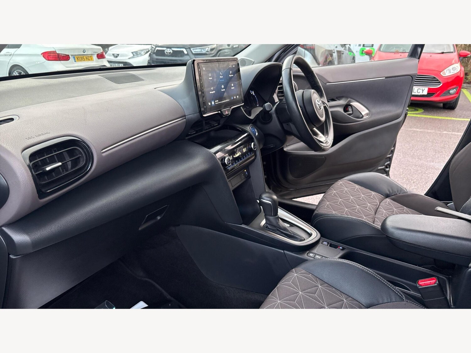 Used Toyota Yaris Cross 2022 for sale - 77573782: Photo 12
