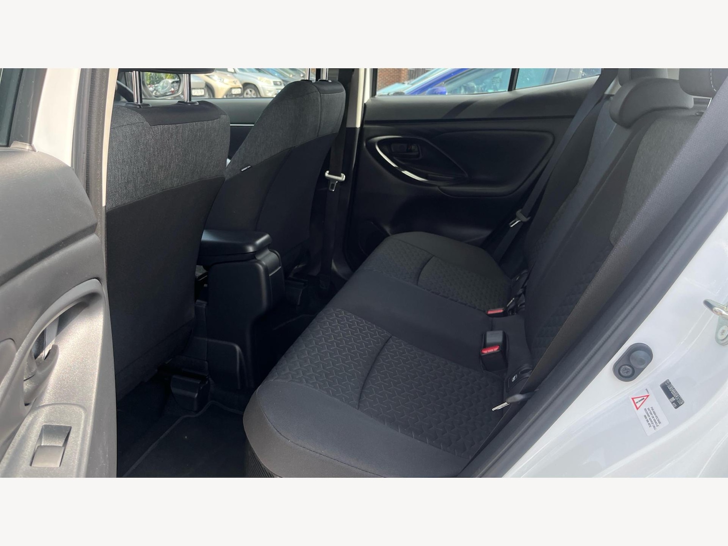Used Toyota Yaris Cross 2024 for sale - 77162932: Photo 15