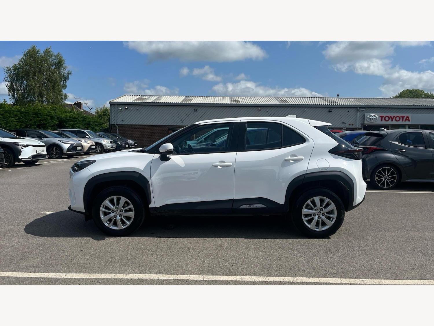 Used Toyota Yaris Cross 2024 for sale - 77162932: Photo 19