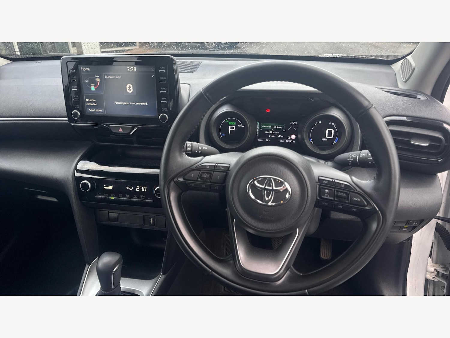 Used Toyota Yaris Cross 2024 for sale - 77290924: Photo 10