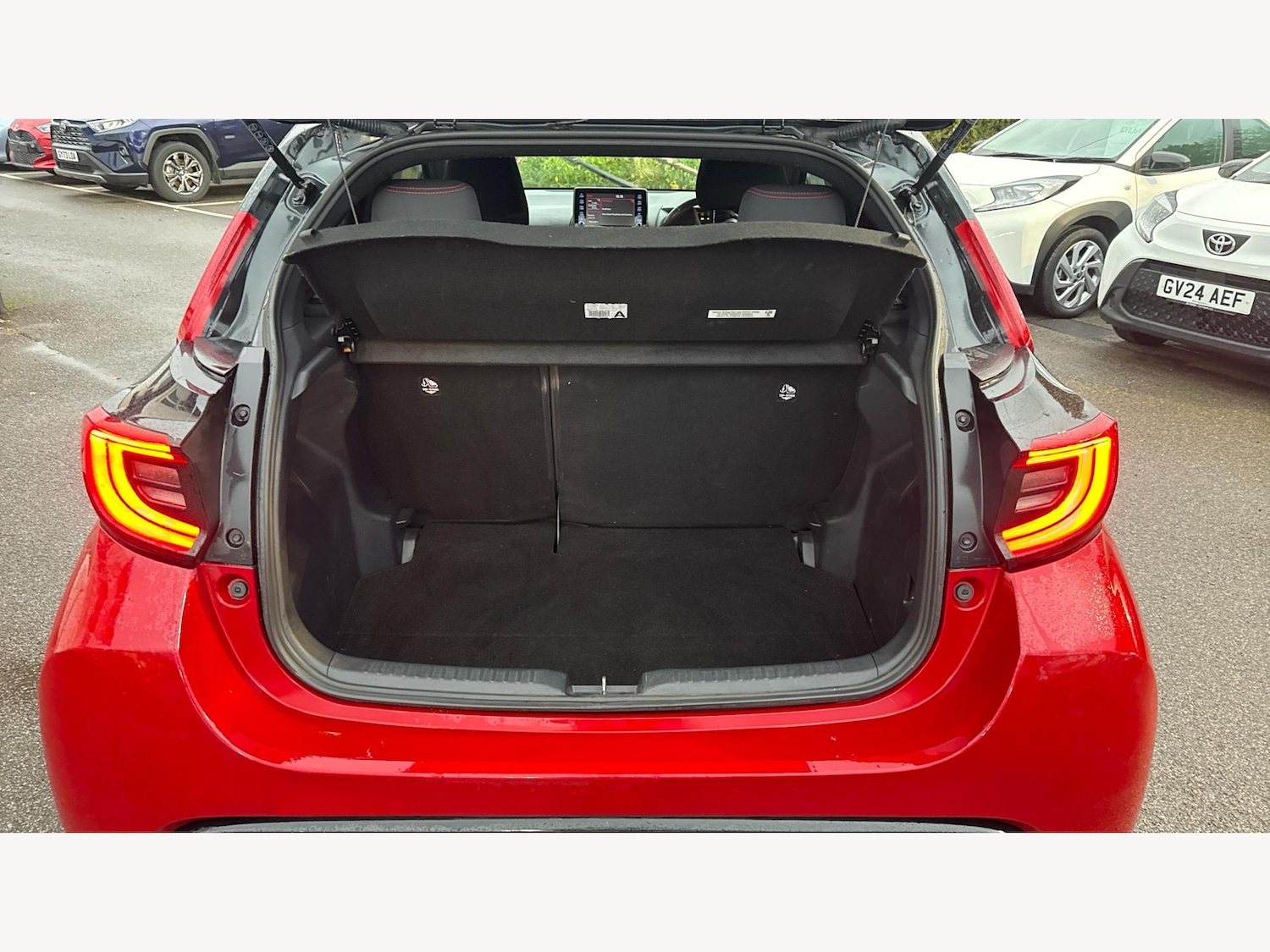 Used Toyota Yaris 2022 for sale - 76473469: Photo 16