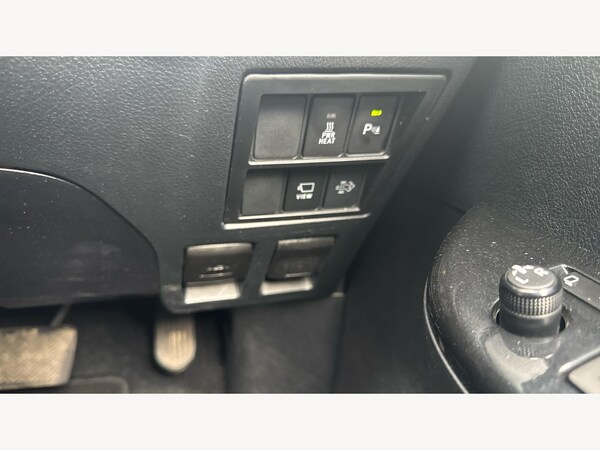 Used Toyota Hilux 2023 for sale - 75577423: Photo 32