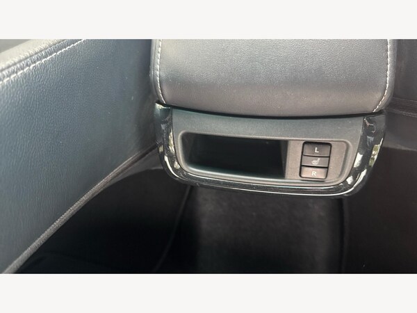 Used Toyota Hilux 2023 for sale - 75577423: Photo 36