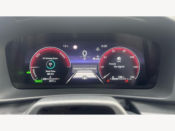 Used Toyota C-HR 2025 for sale - 76317769: Photo 11