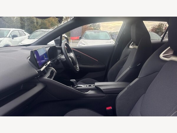 Used Toyota C-HR 2025 for sale - 76317769: Photo 12