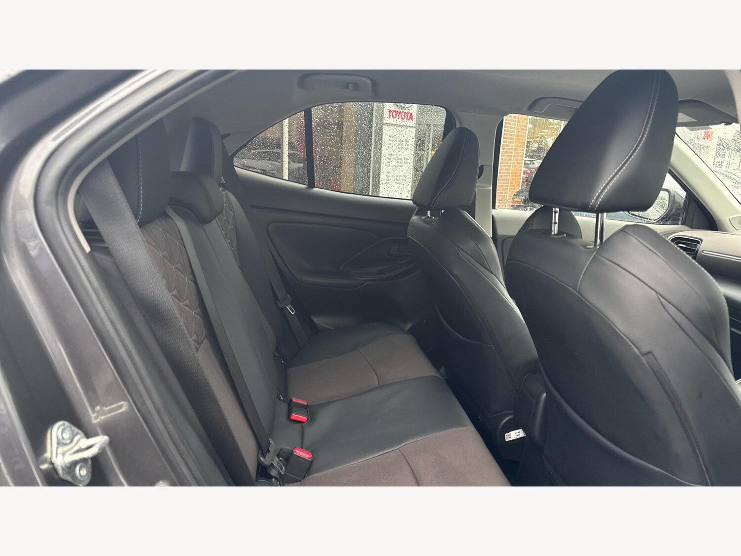 Used Toyota Yaris Cross 2024 for sale - 77162874: Photo 14