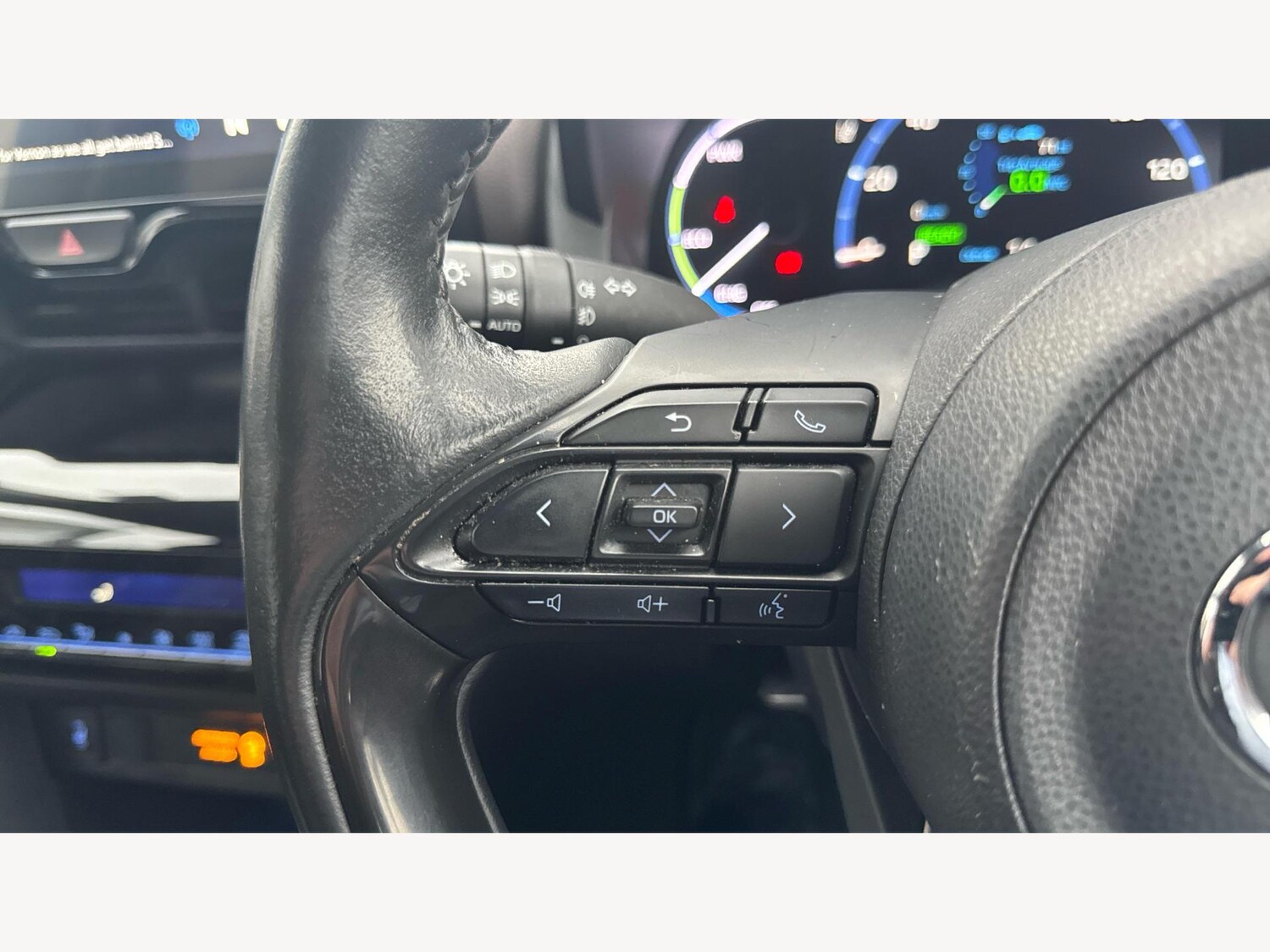 Used Toyota Yaris Cross 2024 for sale - 77162874: Photo 27