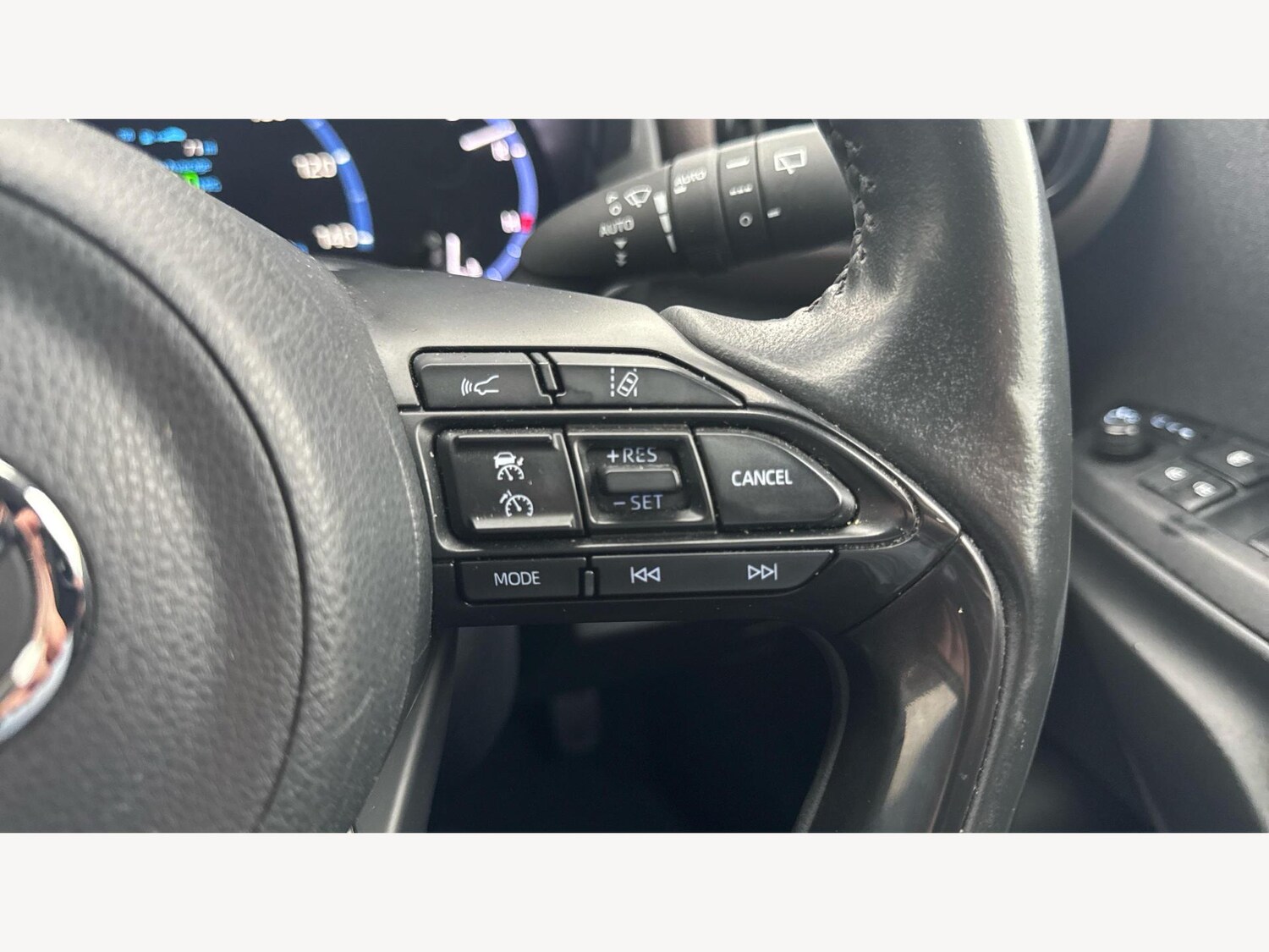 Used Toyota Yaris Cross 2024 for sale - 77162874: Photo 28