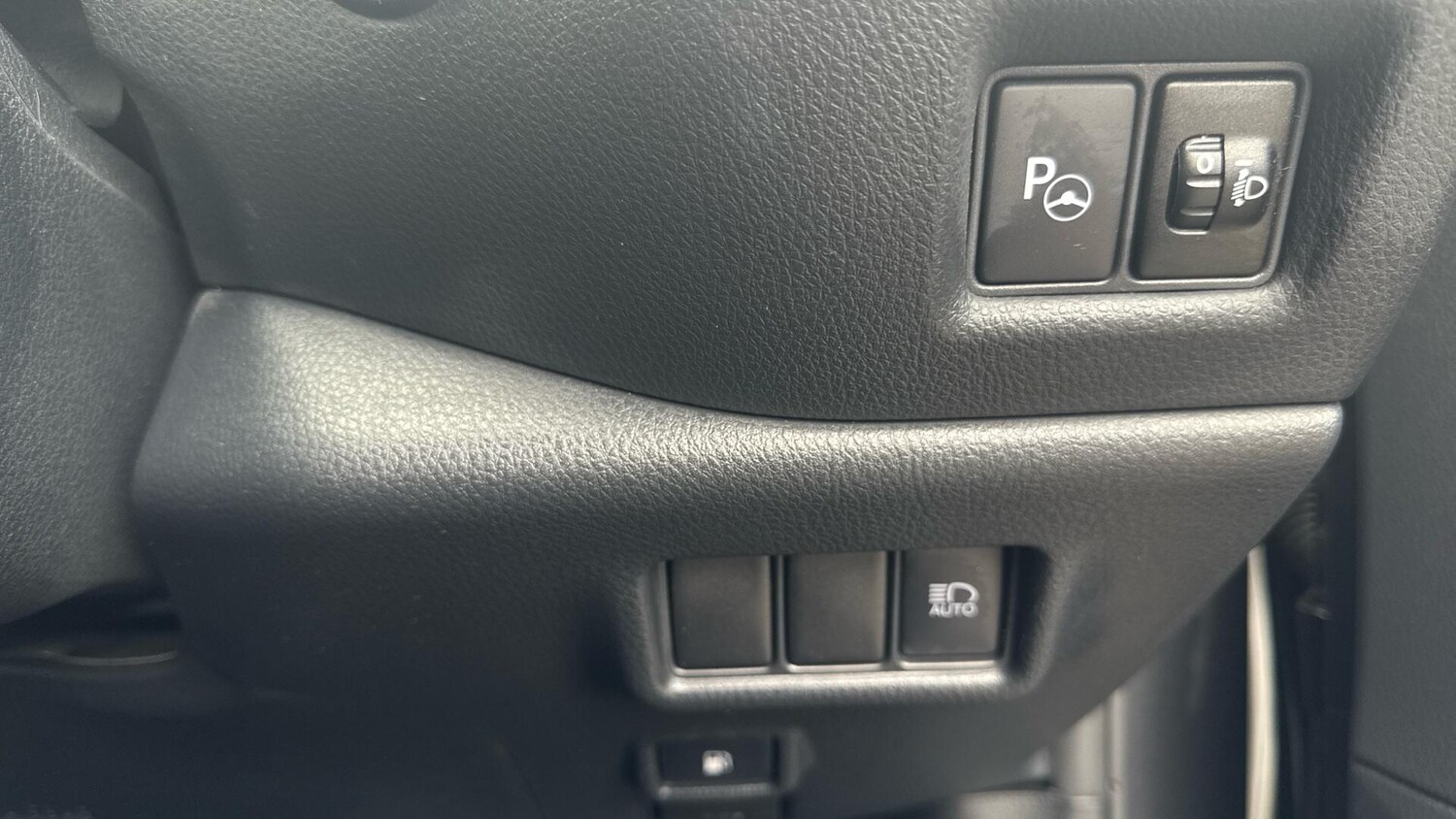 Used Toyota C-HR 2020 for sale - 78006333: Photo 32