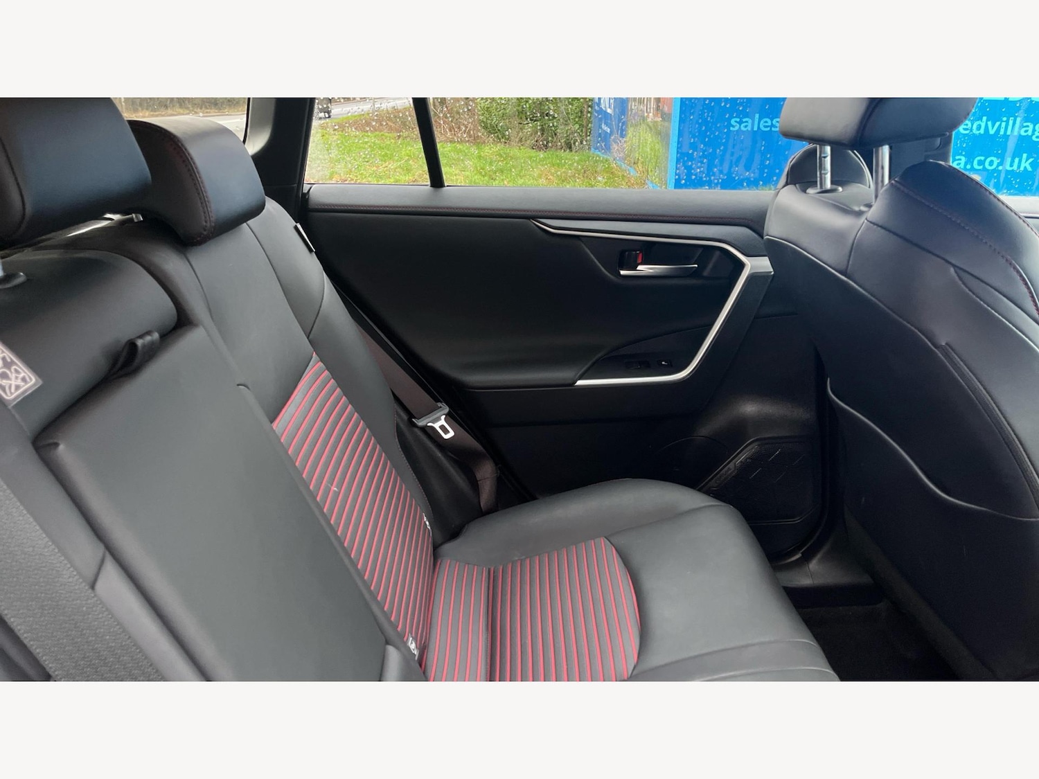 Used Toyota RAV4 2021 for sale - 77633056: Photo 14