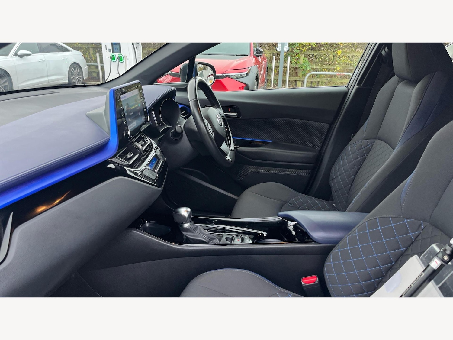 Used Toyota C-HR 2020 for sale - 76608322: Photo 12