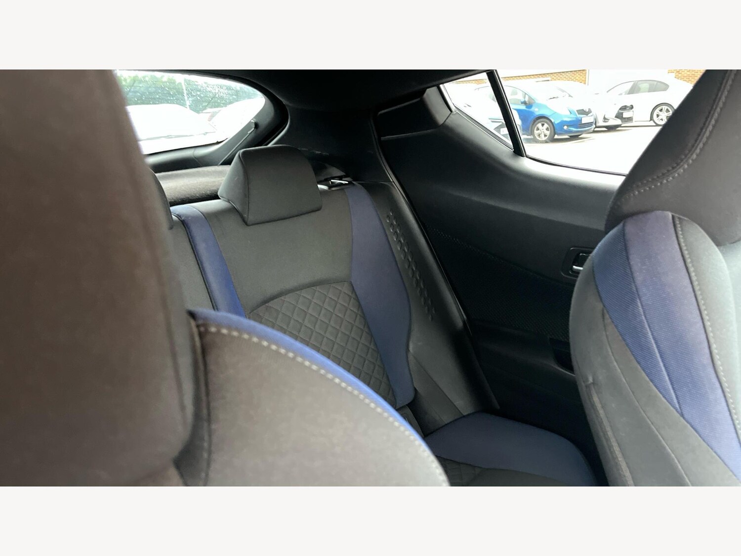 Used Toyota C-HR 2020 for sale - 76608322: Photo 24