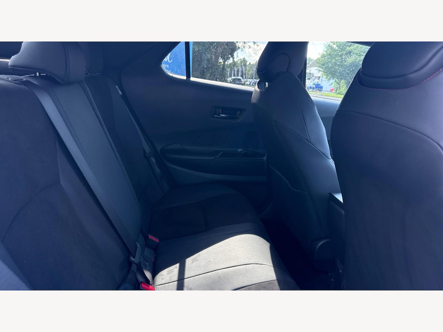 Used Toyota C-HR 2024 for sale - 76742446: Photo 14