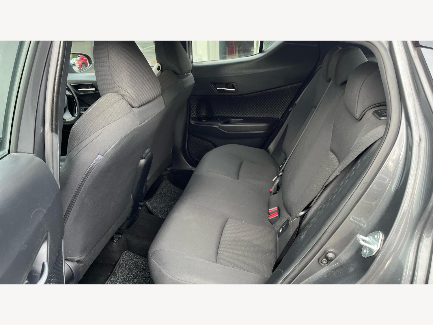 Used Toyota C-HR 2019 for sale - 76349280: Photo 15