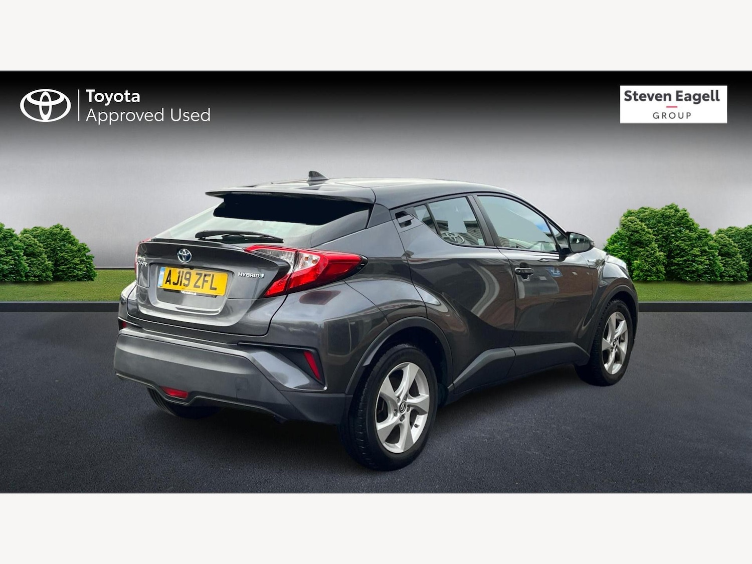 Used Toyota C-HR 2019 for sale - 76349280: Photo 2