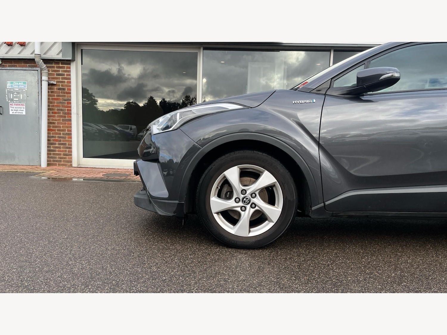 Used Toyota C-HR 2019 for sale - 76349280: Photo 20
