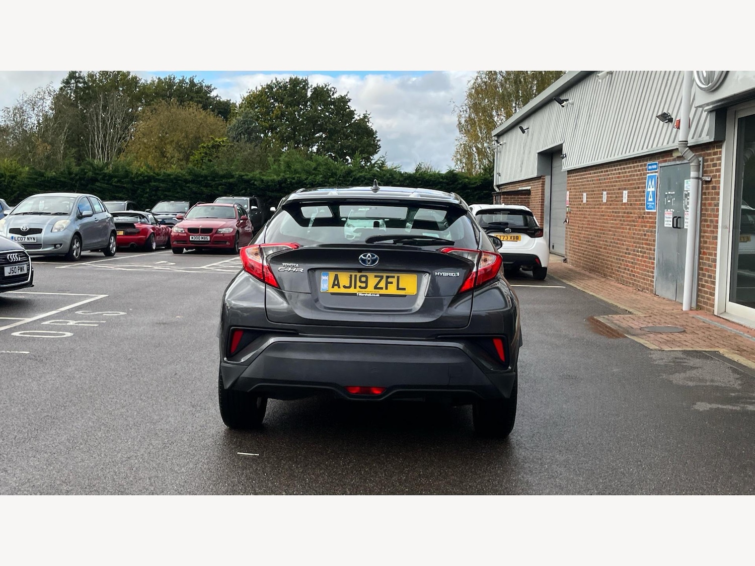 Used Toyota C-HR 2019 for sale - 76349280: Photo 21